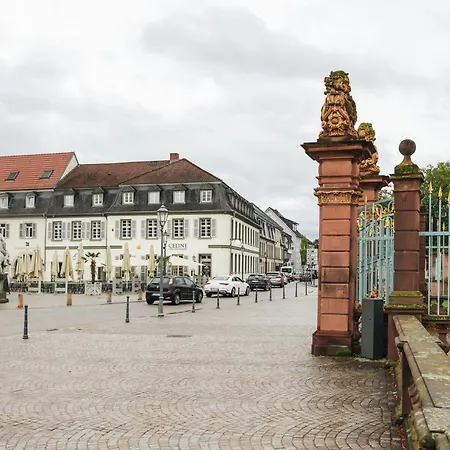 מלון Zum Erbprinzen 3*