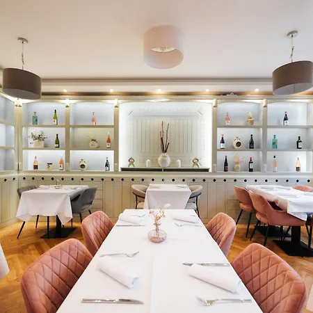 Zum Erbprinzen מלון 3*