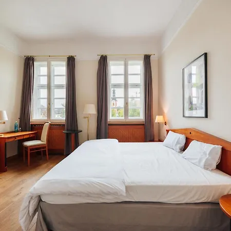 Zum Erbprinzen 3* שווצינגן