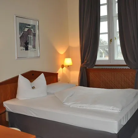 Zum Erbprinzen 3* Schwetzingen